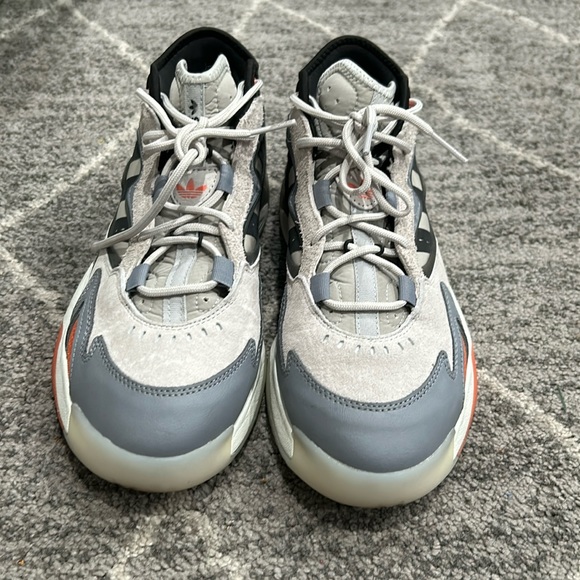 adidas Other - Adidas street ball ll